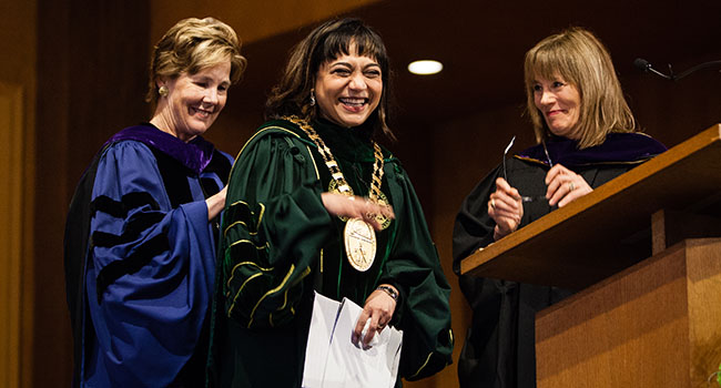Photo of President Lawrence induction as President of Hollins 