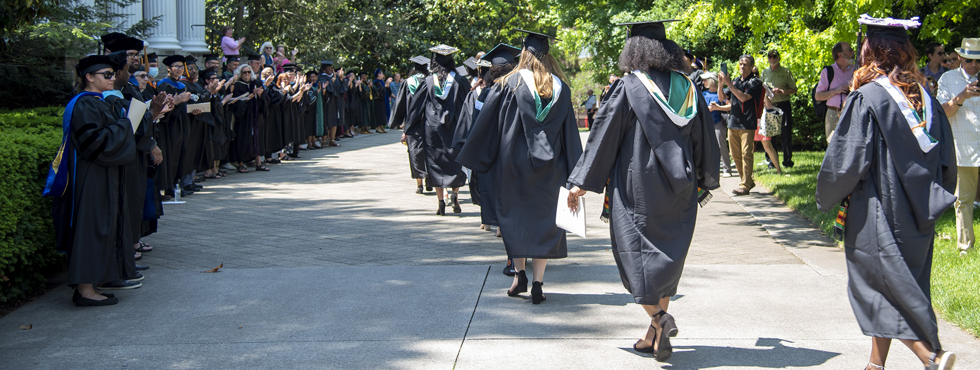 Faculty and staff congratulate Hollins 2022 graduates