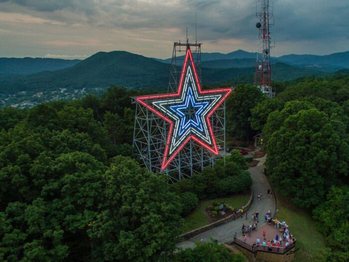 About_Community_Star-Visit-Virginias-Blue-Ridge4x3