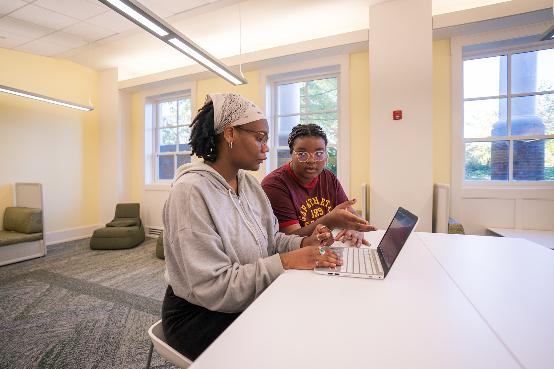 Students studying - Ground Floor - Library - Fall 2023